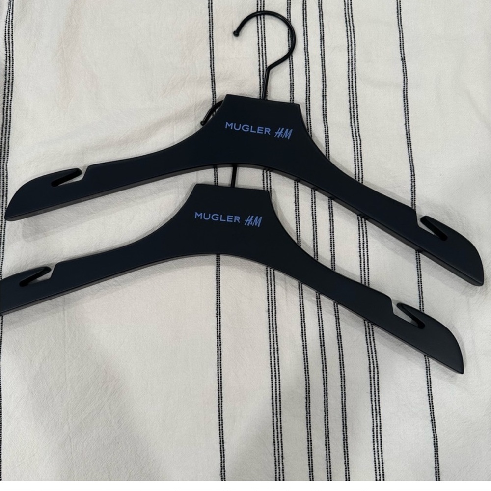 ISO Mugler H&M hangers